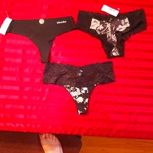 NWT 3 pairs xs Panties La Vie en Rose